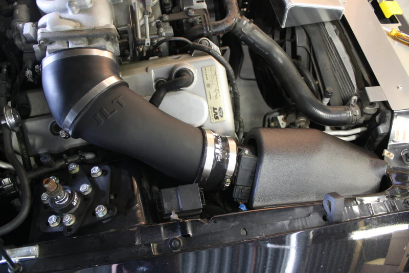 JLT 99-01 Ford Mustang SVT Cobra Black Textured Ram Air Intake Kit w/ Red Filter - Image 2