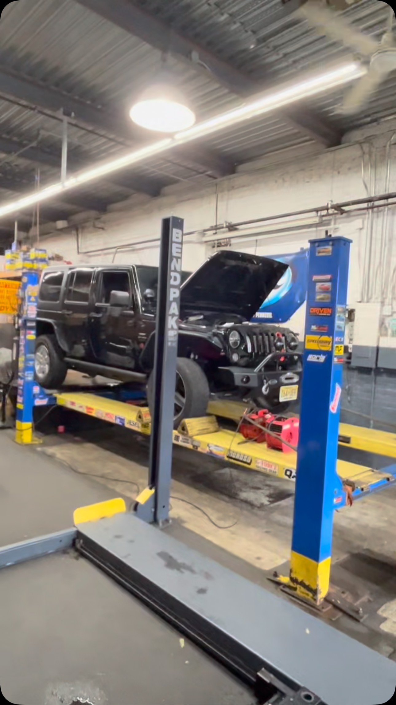 6.1 supercharged hemi  rubicon , big thanks to @ralphandjohnsauto  getting us in early Tuesday 
🍪🥛🪄
🏁🏁🏁🏁🏁 
@teamhellcatparts for all your part requests or online ordering .  If your shopping 🛍️ around we started with the parts so that being said we will beat any quote you have received outside of @team_hellcat and @jackfabperformance 

@jackfabperformance if your in Texas this is our second location 
Anything Mopar related we’re a phone call away! 
(917) 808-7779 
____________________________________________________
Get the best advice for your build and deals on parts you wont find anywhere else! 
Only @ www.TeamHellcat.com
____________________________________________________
.
.
.
.
.
#emp #Dodge #mopar #srt #hellcat #charger #hemi #cars #srt8 #e85 #like #procharger #follow #nitrous #thatsmydodge #dodgeofficial #likeback #demon #racecar #racing #rt #followback #track #Chrysler #moparornocar #carporn #musclecar #instacar #supercarsdailydaily700