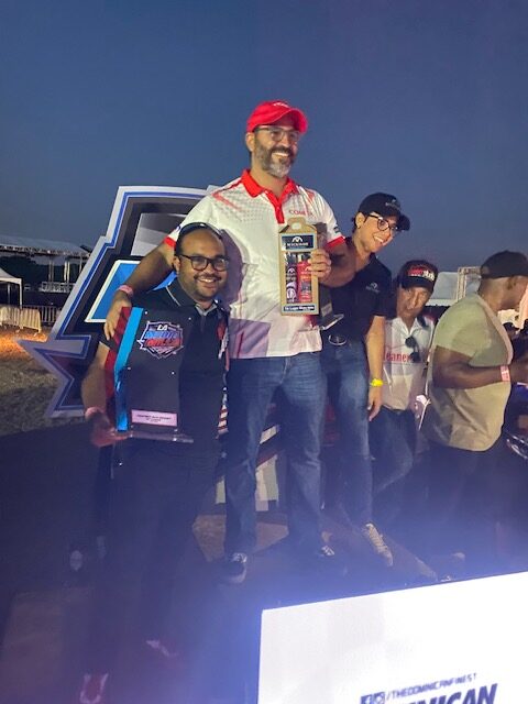 1st and 2nd place dominican roll race la media